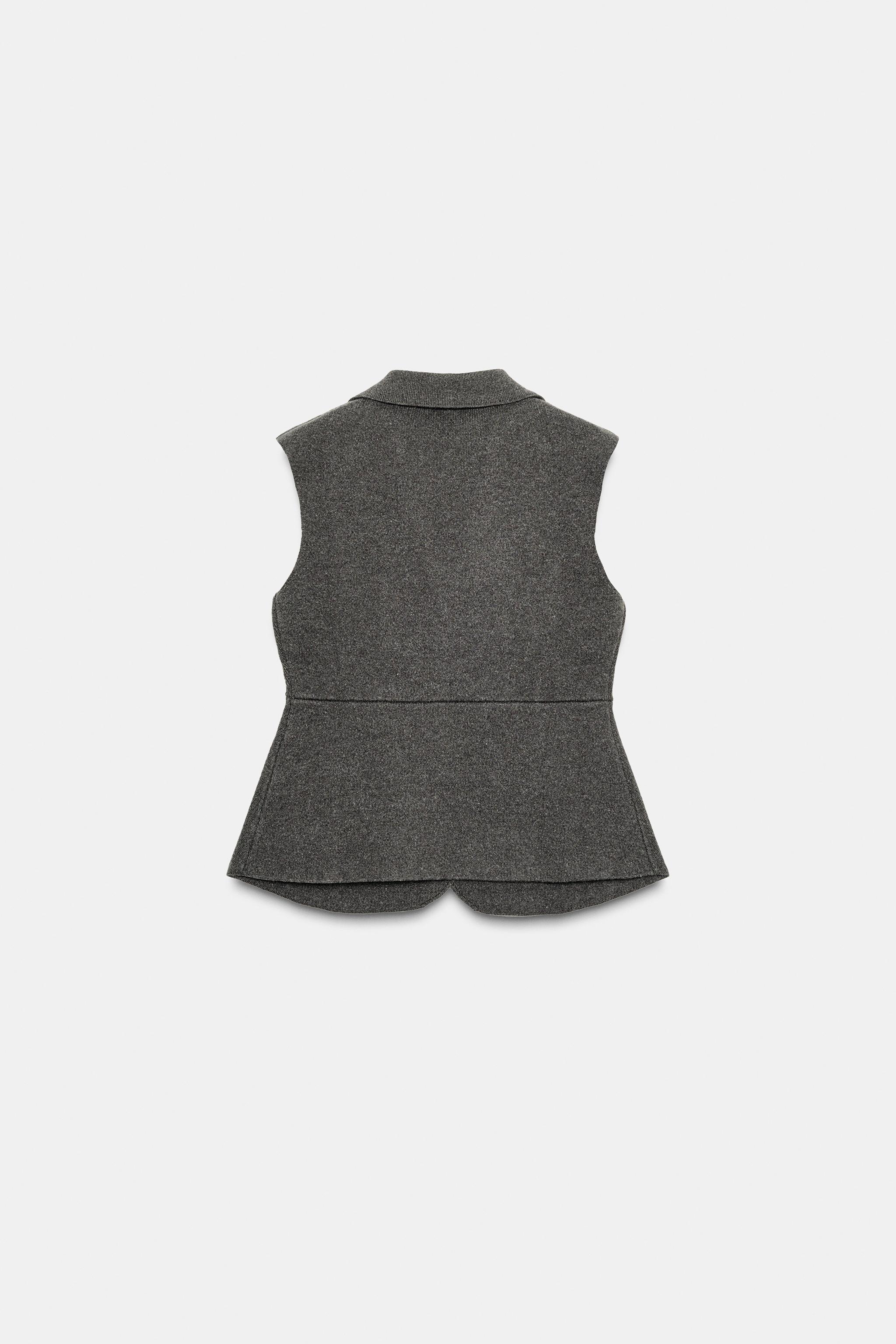 TAILORED KNIT VEST